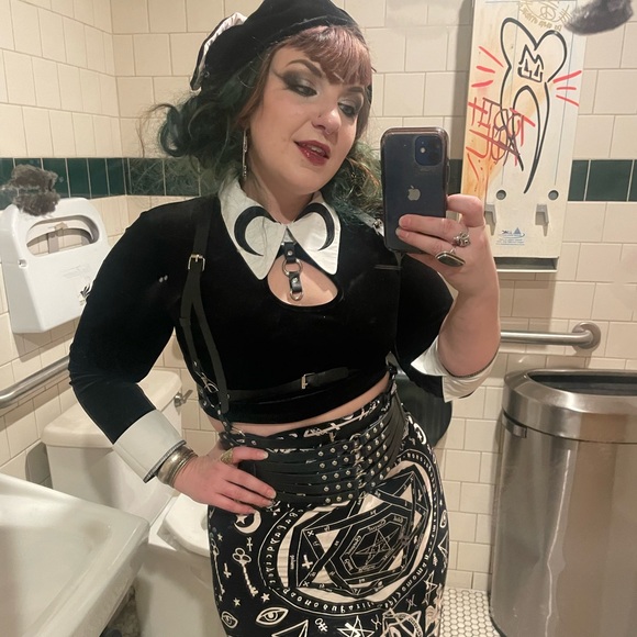 Meet your Posher, Jen - Picture 4 of 16